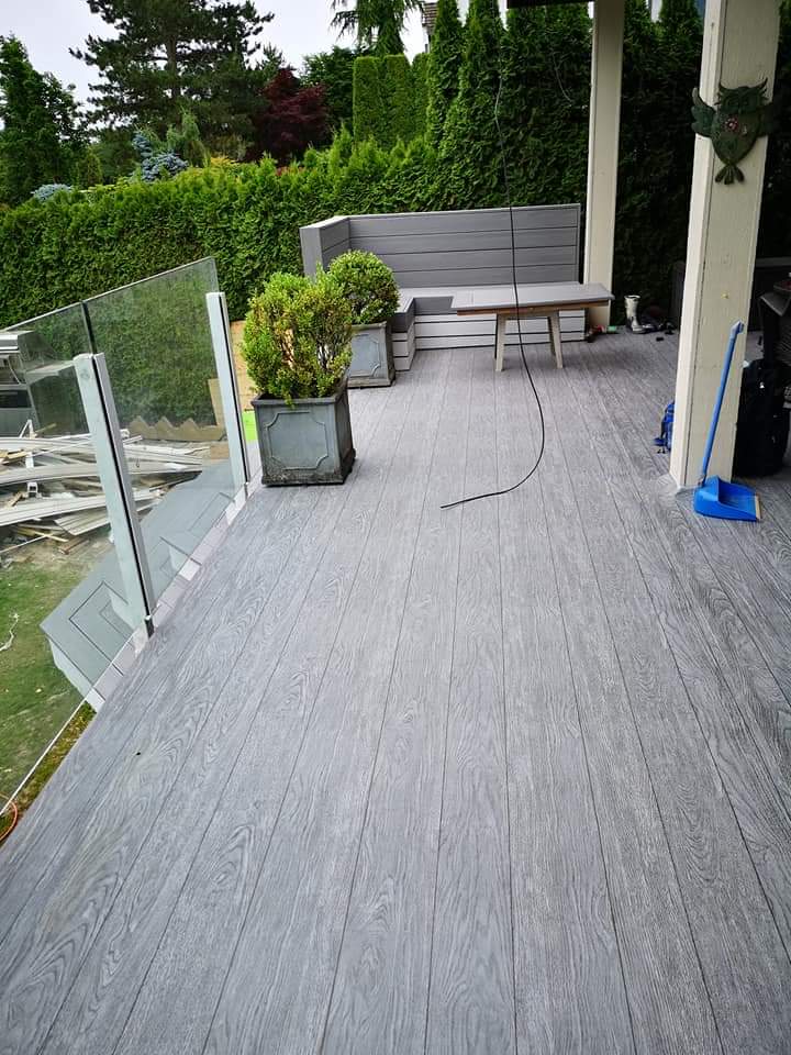 Outdoor deck with wooden flooring